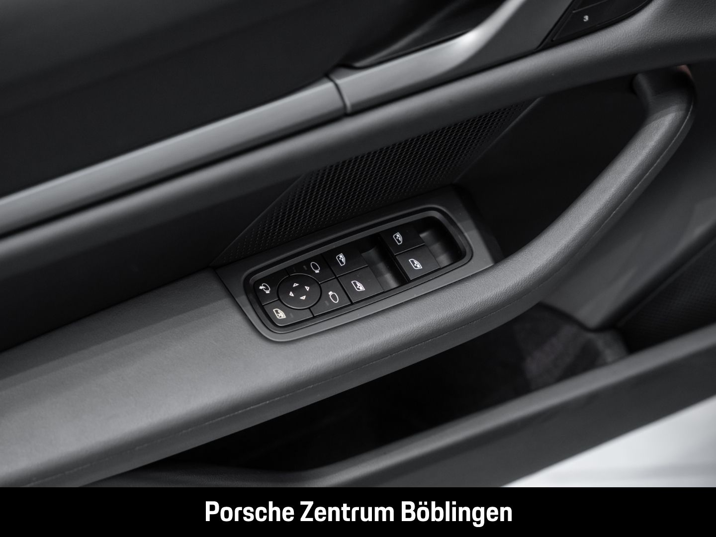 Porsche Taycan 4 Cross Turismo BOSE Panorama LED-Matrix