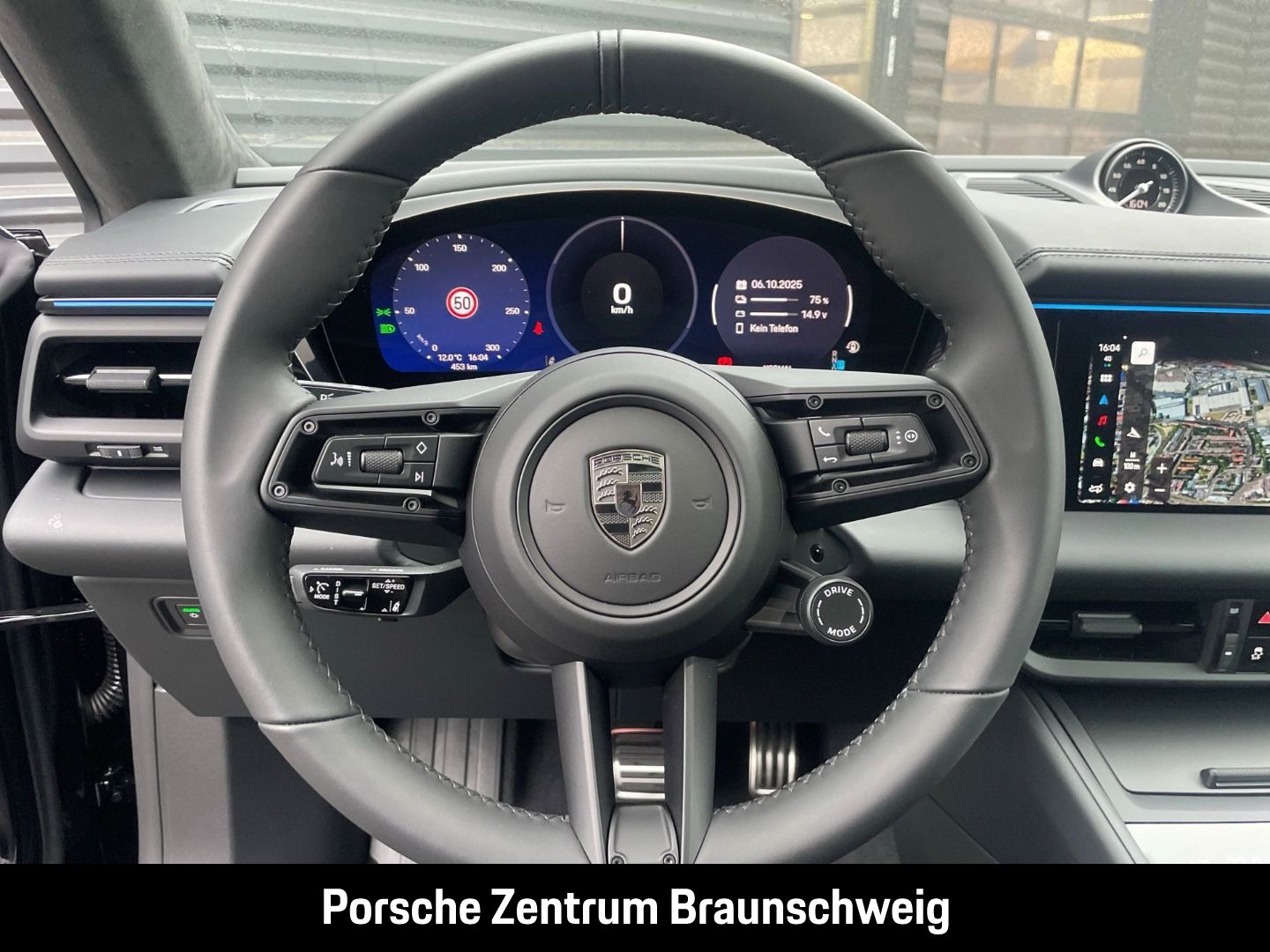 Porsche Macan Turbo BOSE Luftfederung Panoramadach LED