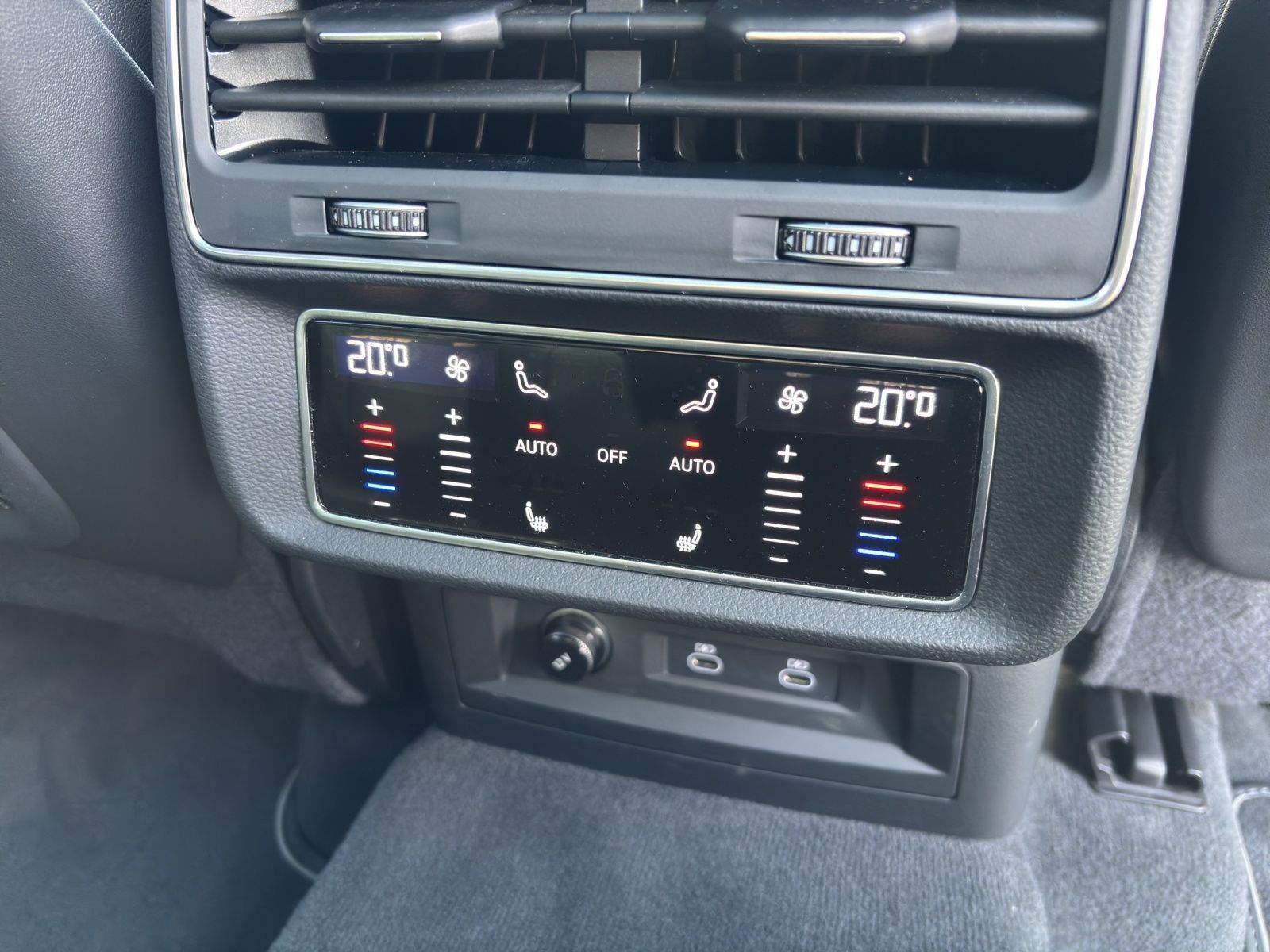 Audi Q7 50 TDI quattro S-LINE*NAVI*MATRIX*HUD*LUFT*AH