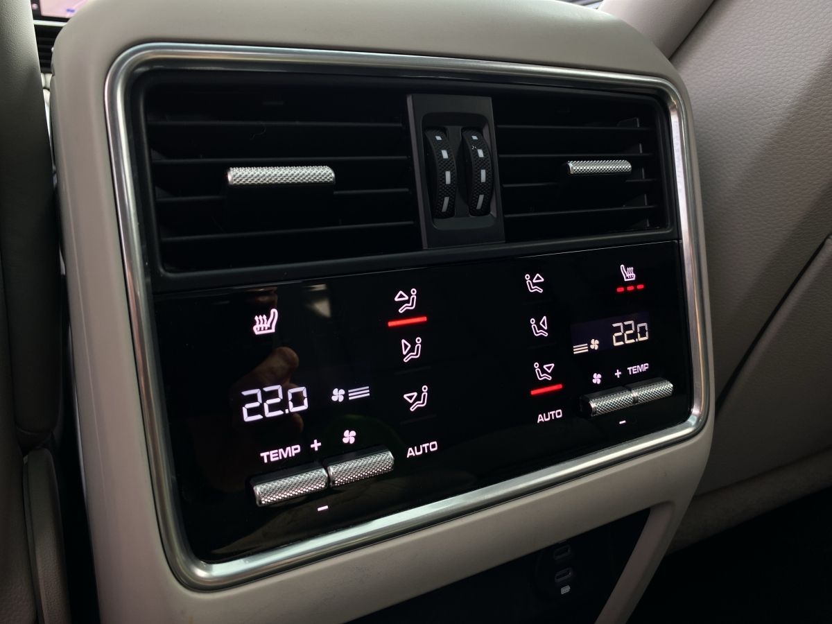 Porsche Cayenne GTS Coupe |Standheizg. |InnoDrive