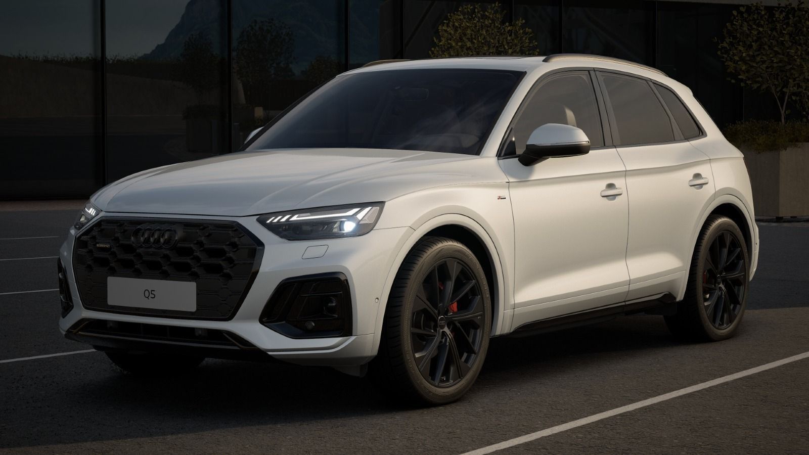 Audi Q5 40 TDI quattro S line - Samsaru's Car Outlet