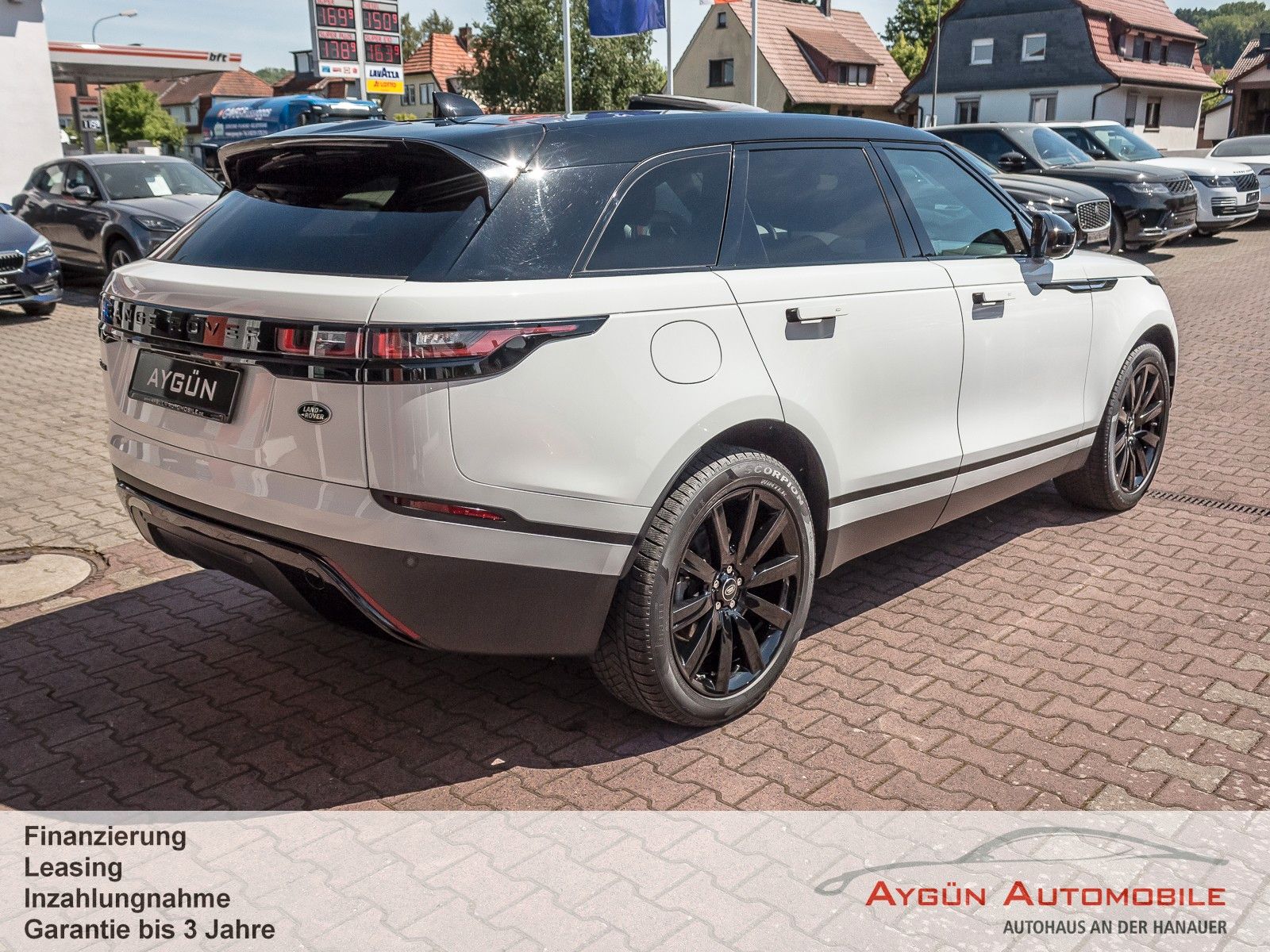 Range Rover Velar P400e AWD - Samsaru's Car Outlet