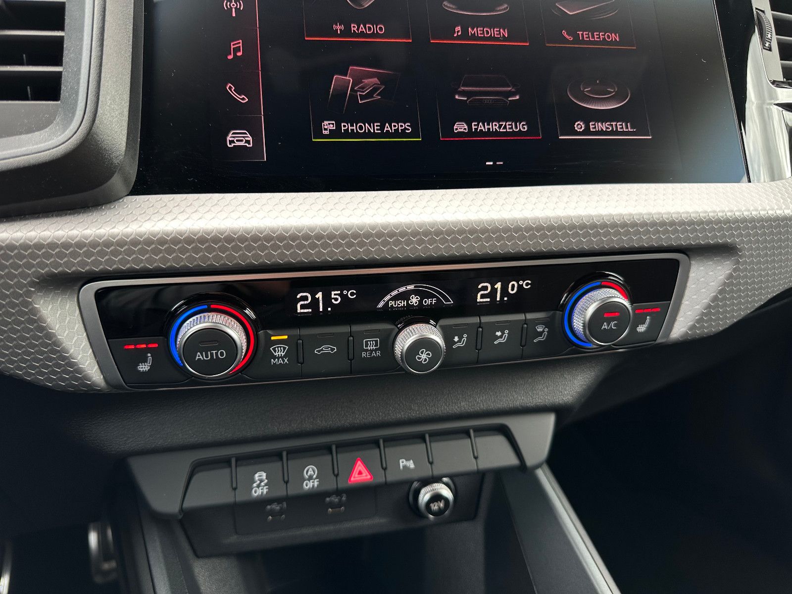 Audi A1 Sportback 30 TFSI S tr. - Samsaru's Car Outlet
