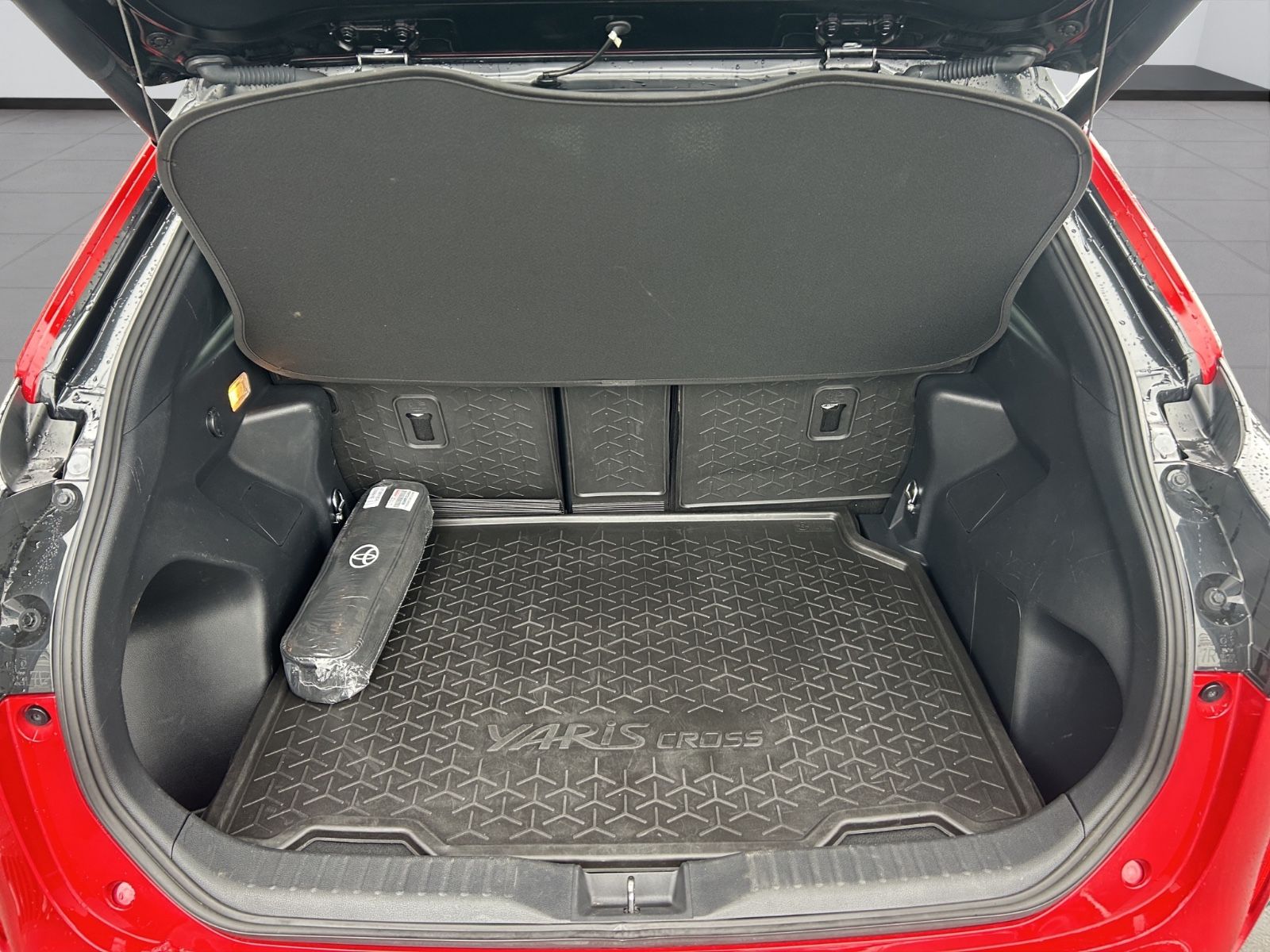 Toyota Yaris Cross Hybrid Adventure*Panorama*HUD*Matrix