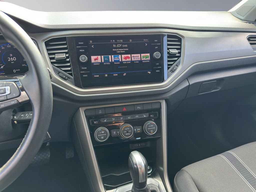 Volkswagen T-Roc 2.0 TDI Style - Samsaru's Car Outlet