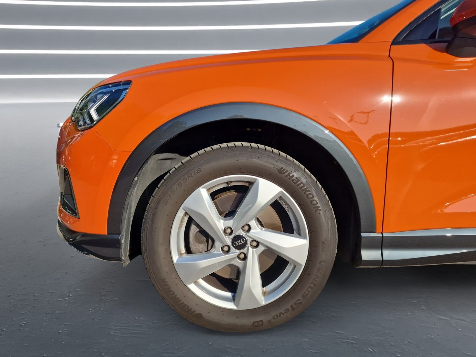 Audi Q3 45 TFSI quattro Advanced - Samsaru's Car Outlet