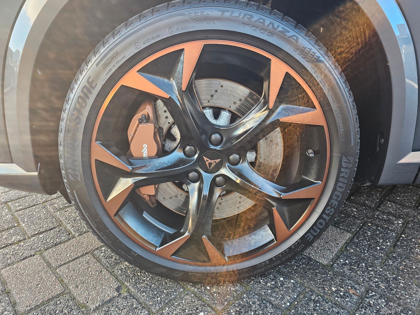 Cupra Formentor 2.0 TSI VZ 4Drive *AHK*Kamera*Brembo