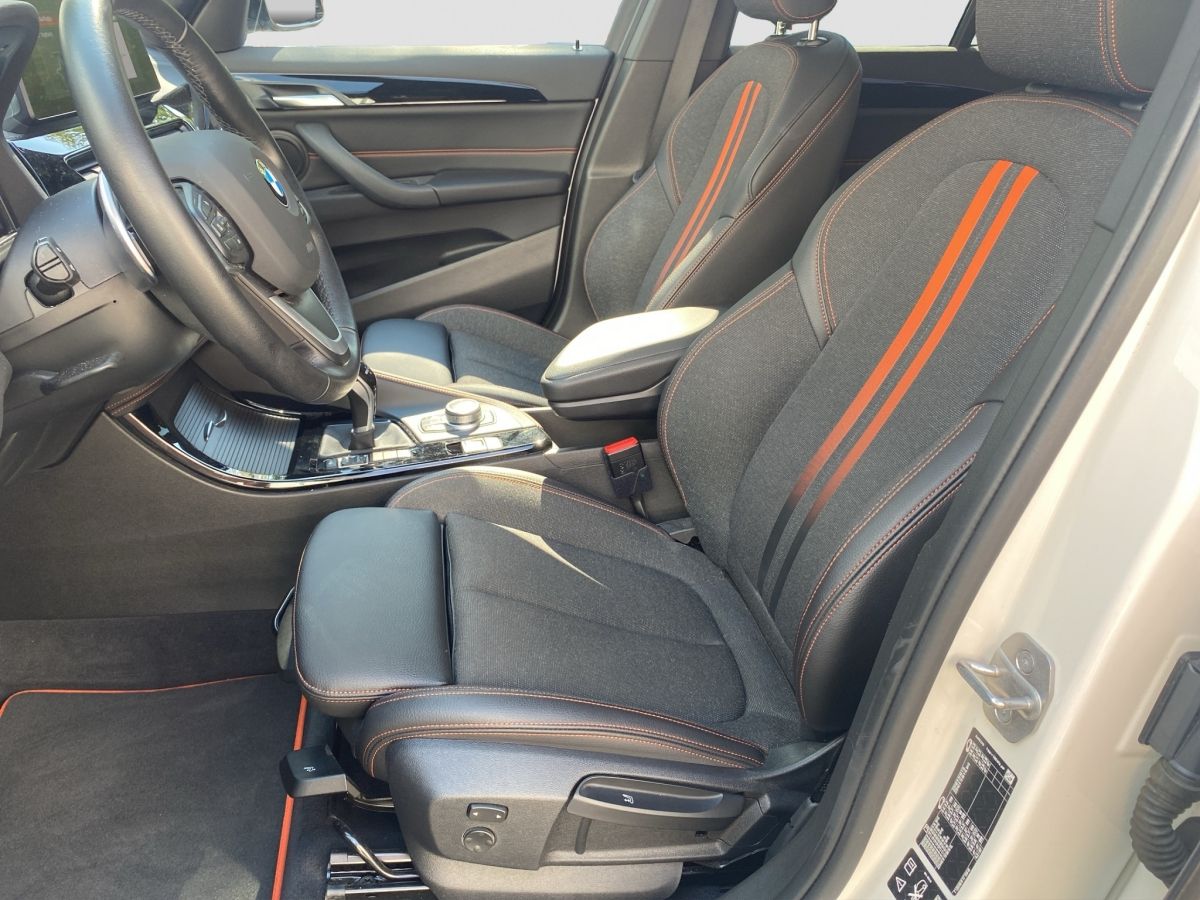 BMW X1 xDrive20d Sport Line - Samsaru's Car Outlet