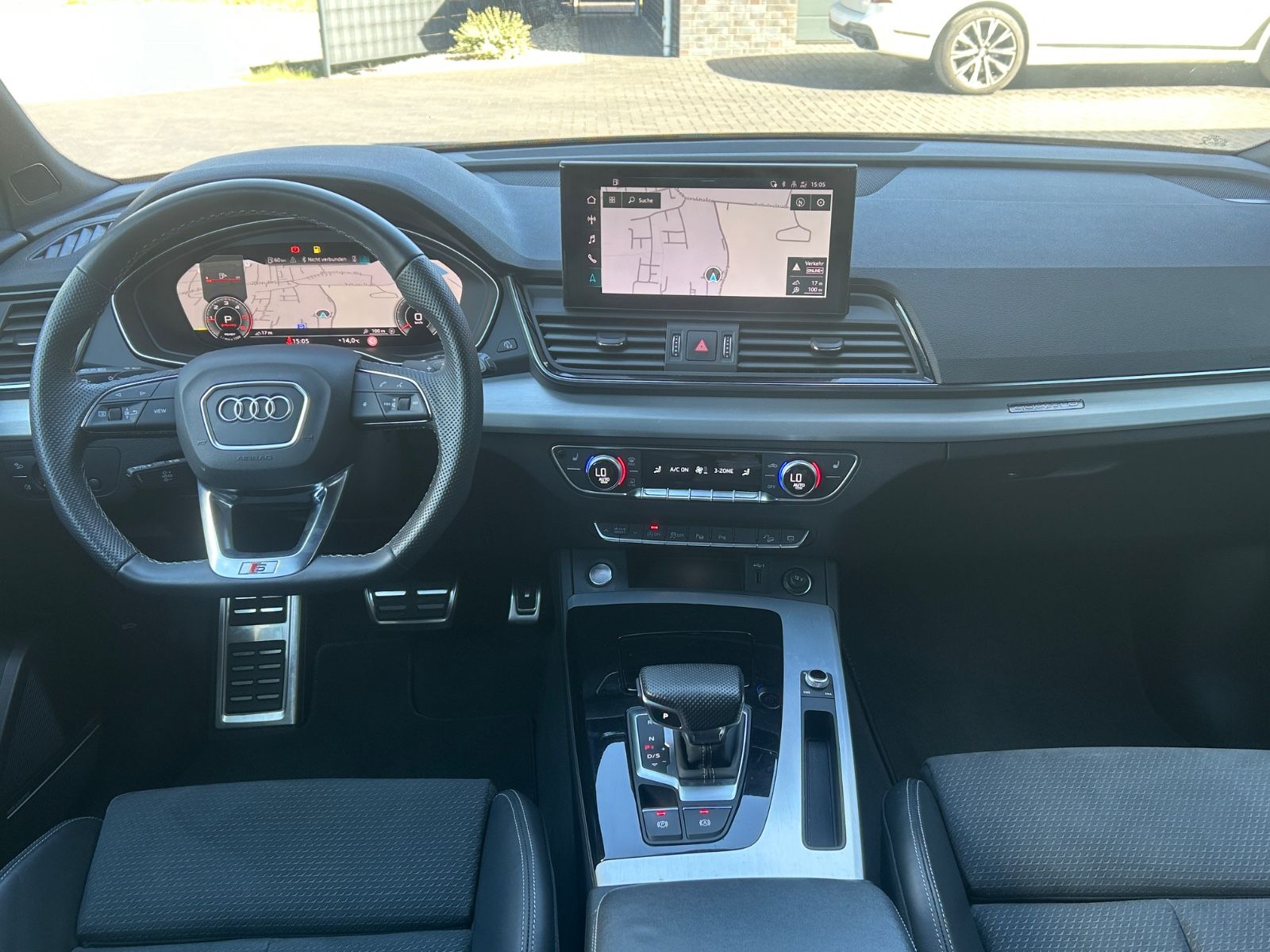 Audi Q5 40 TDI quattro S line - Samsaru's Car Outlet