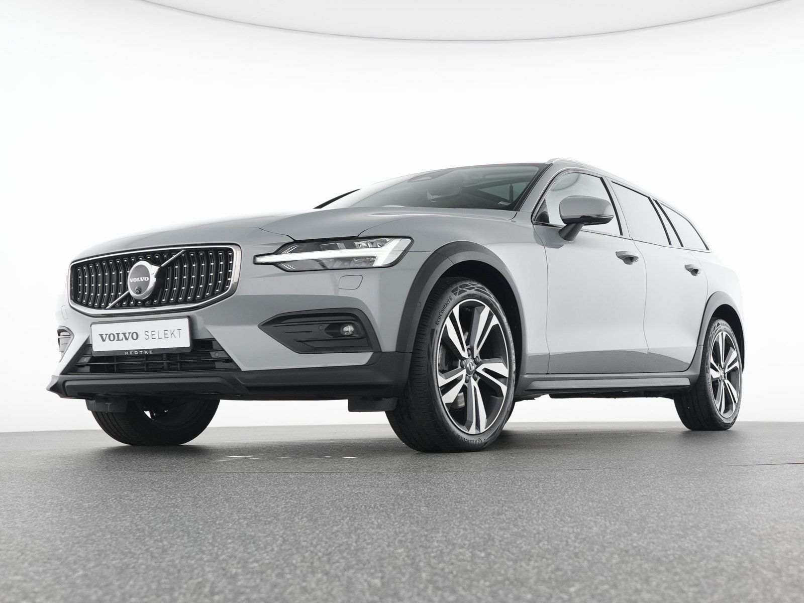 Volvo V60 CC B4 AWD Ultimate SONDERFINANZIERUNG 1,99%*