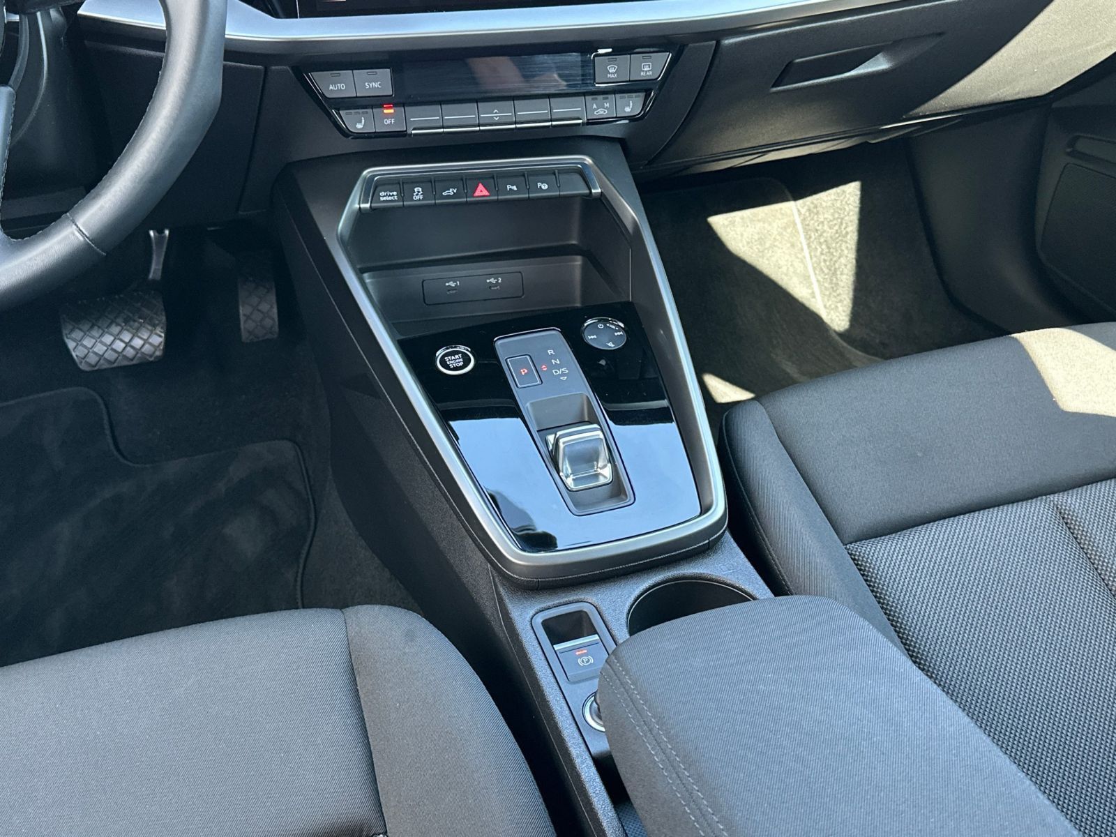 Audi A3 Sportback 40 TFSIe *LED*AHK*Connect*