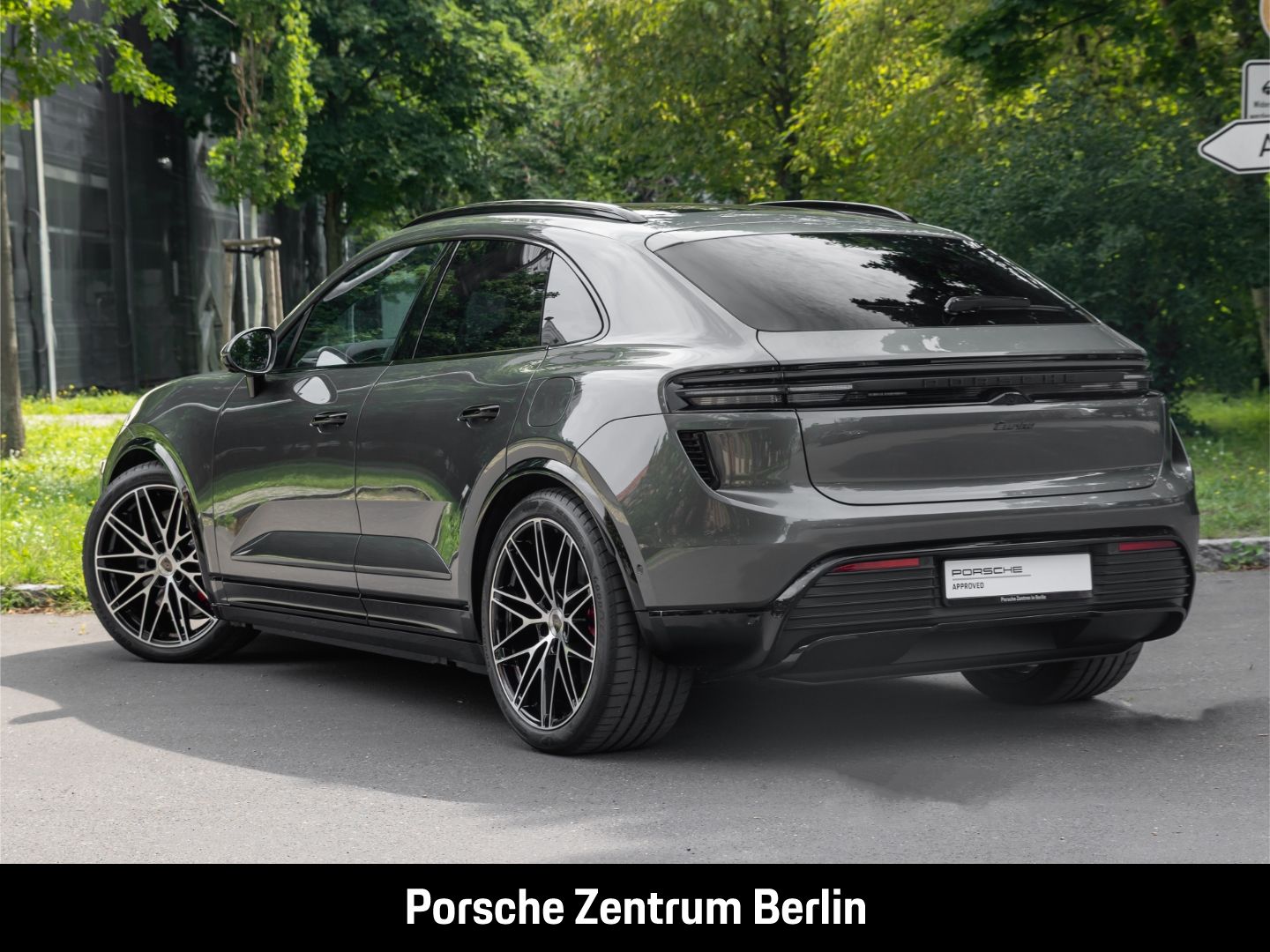 Porsche Macan Turbo Burmester Rückfahrkamera Panorama