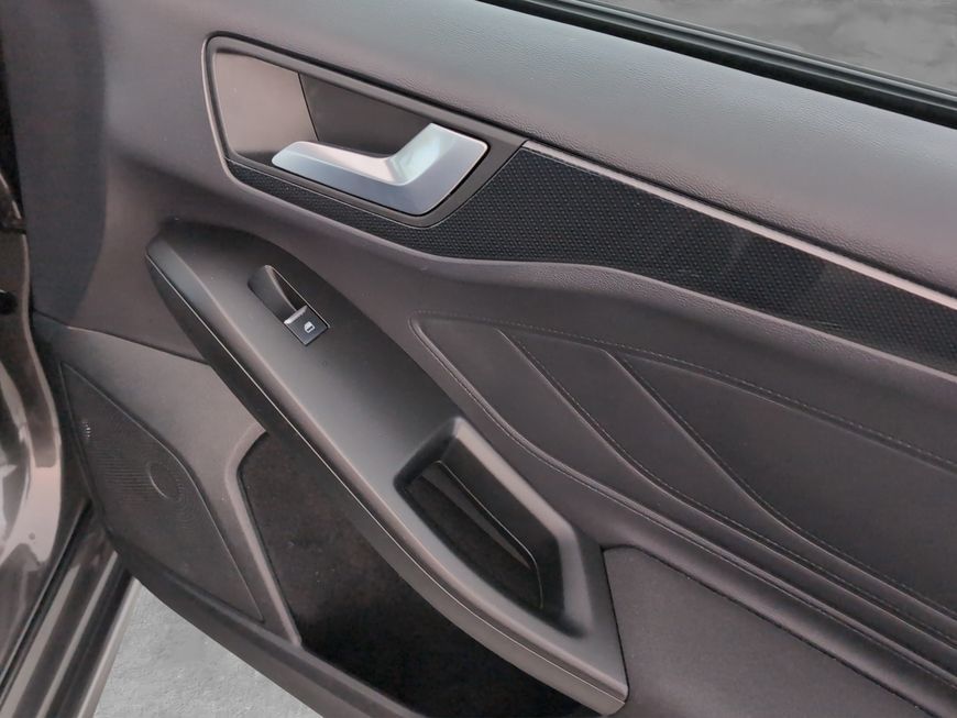Ford Focus Turnier 1.5 EB Aut. ST-LINE X +LED+NAVI+AN