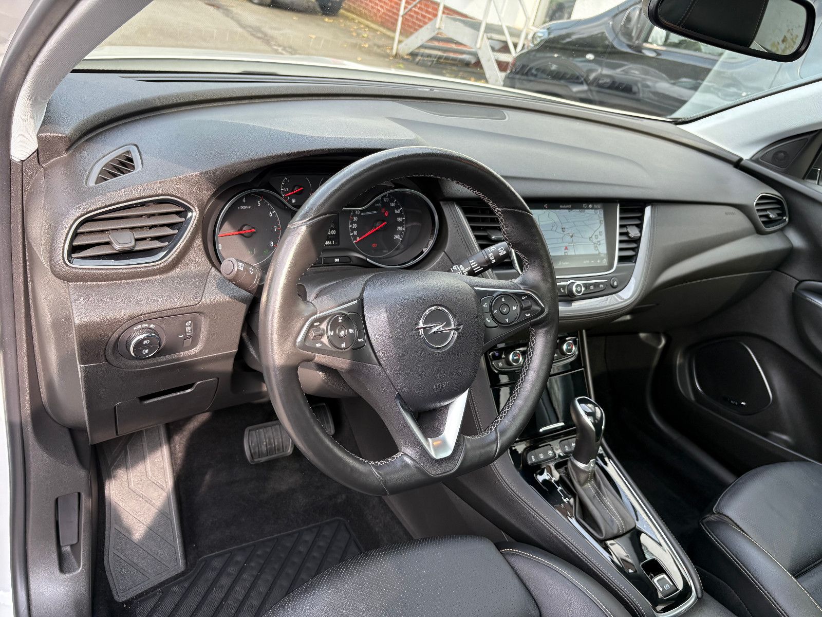 Opel Grandland 1.5 CDTI AUT Business Elegance - Samsaru's Car Outlet