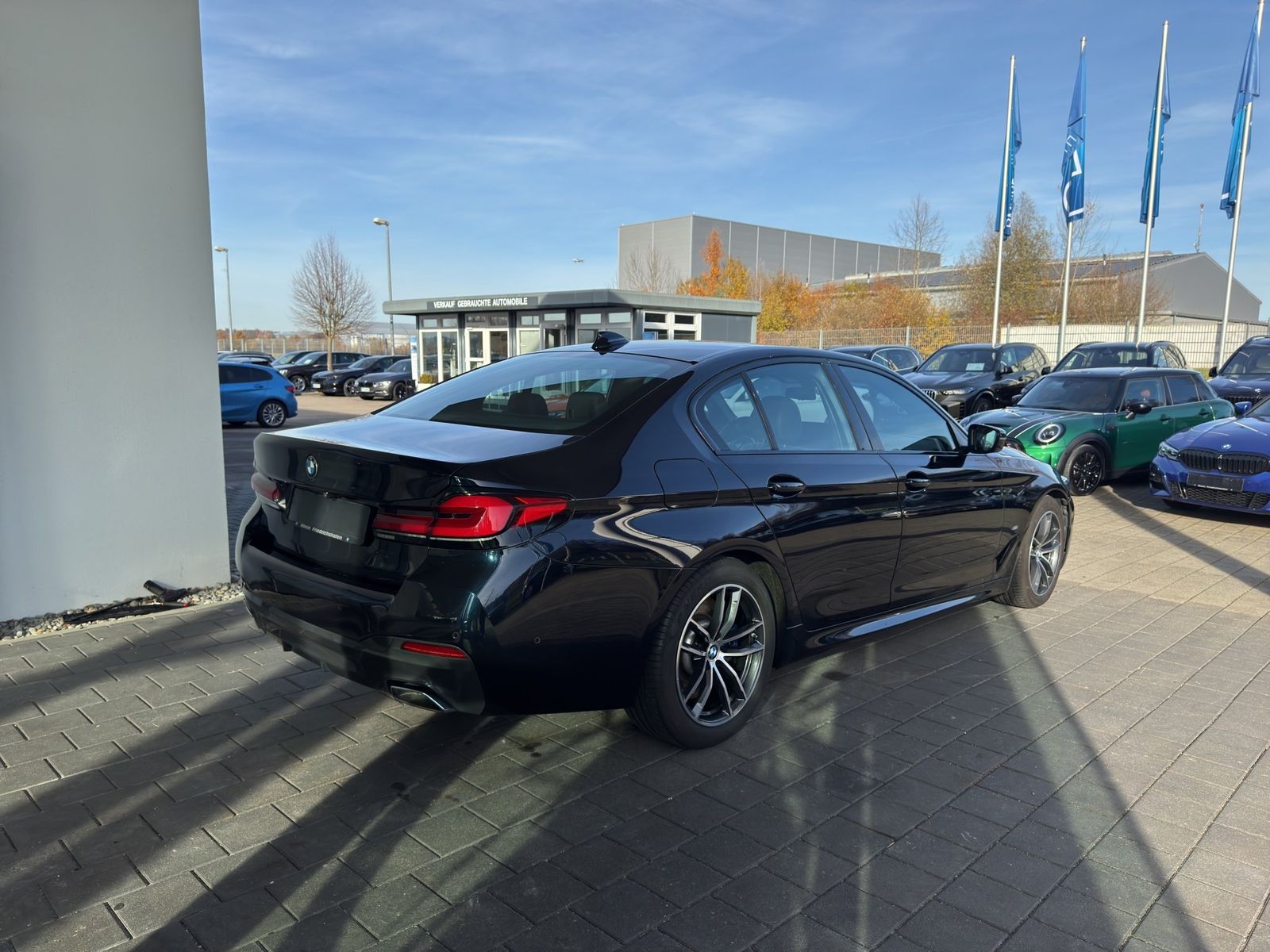 BMW 540d xDrive Limousine M Sport DrivingA. AHK ACC