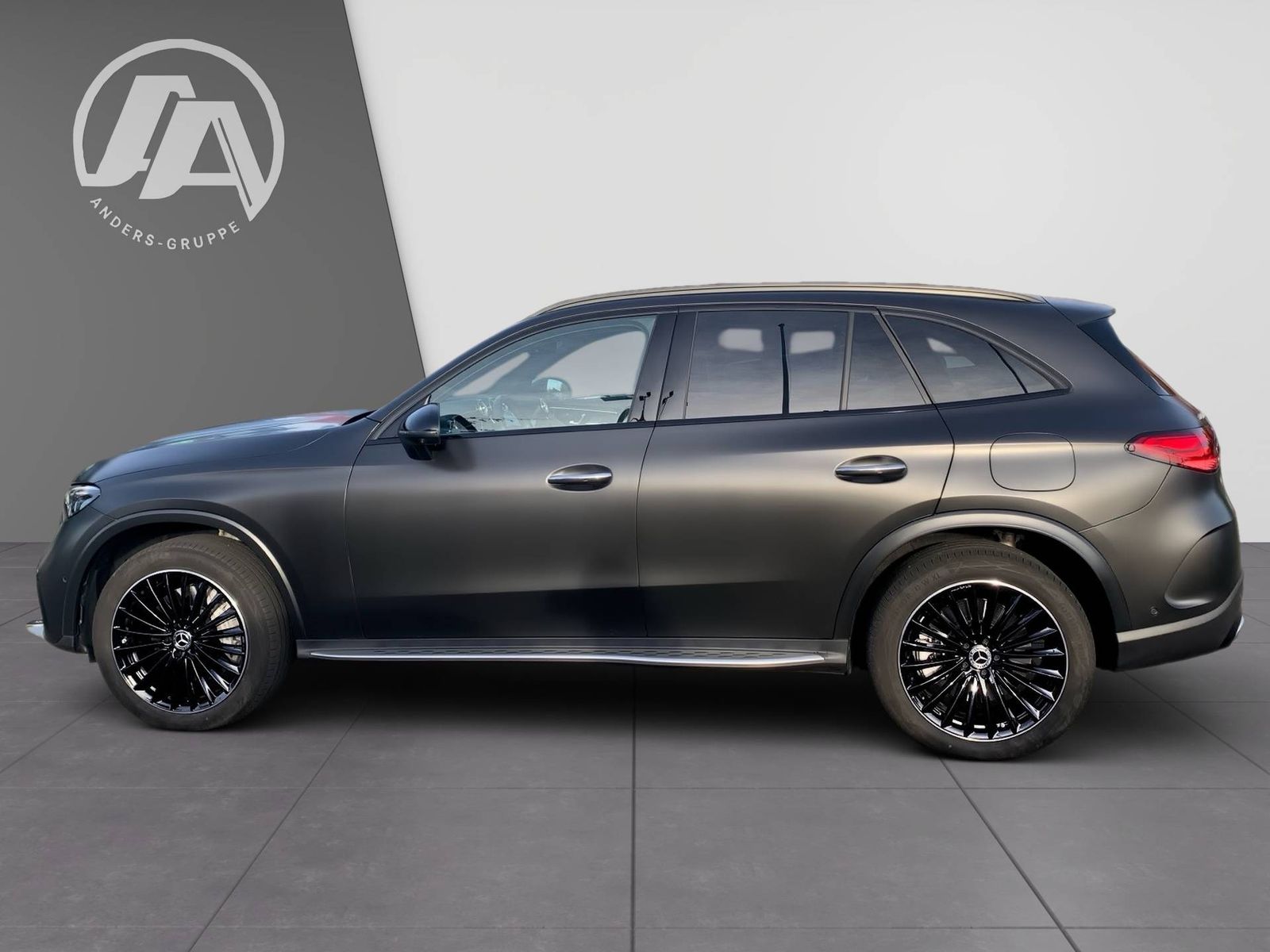 Mercedes-Benz GLC 300 de 4M AMG PREMIUM+Dist+AHK+Pano+Burm+Key