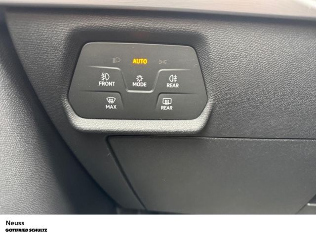 Seat Leon Sportstourer FR TDI DSG AHK NAVI SITZHEIZUN