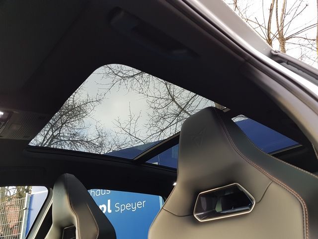 Cupra Leon Sportstourer 1.5 eTSI DSG - Samsaru's Car Outlet