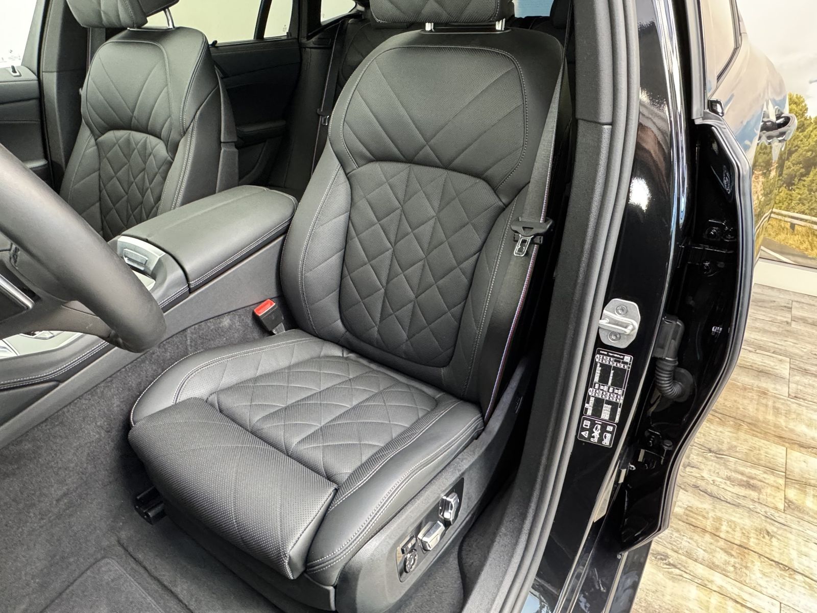 BMW X6 xDrive40d M Sport Pro 22Zoll AHK Massage ACC