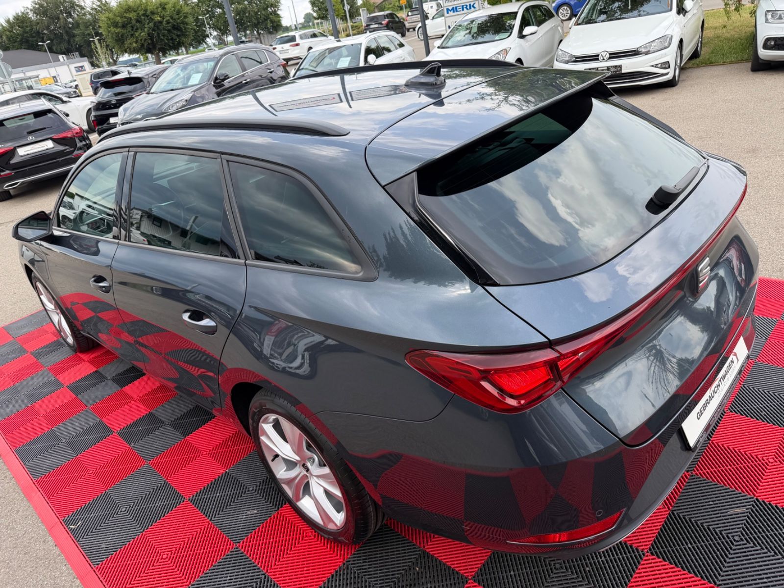 Seat Leon Sportstourer FR*e-Hybrid*LED*Kam*Navi*Aut*