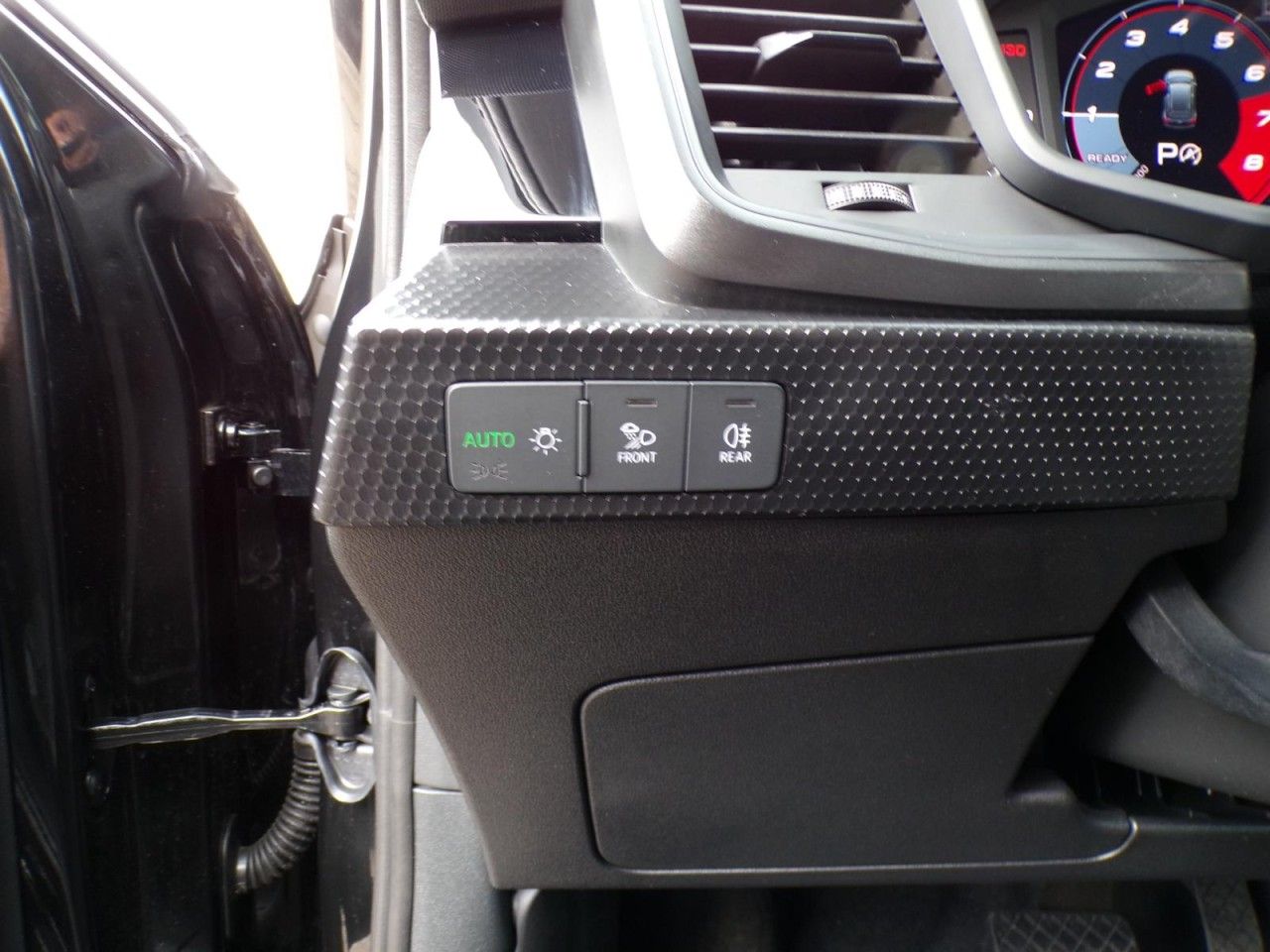Audi A1 SPORTBACK 25 TFSI S-TRONIC - Samsaru's Car Outlet