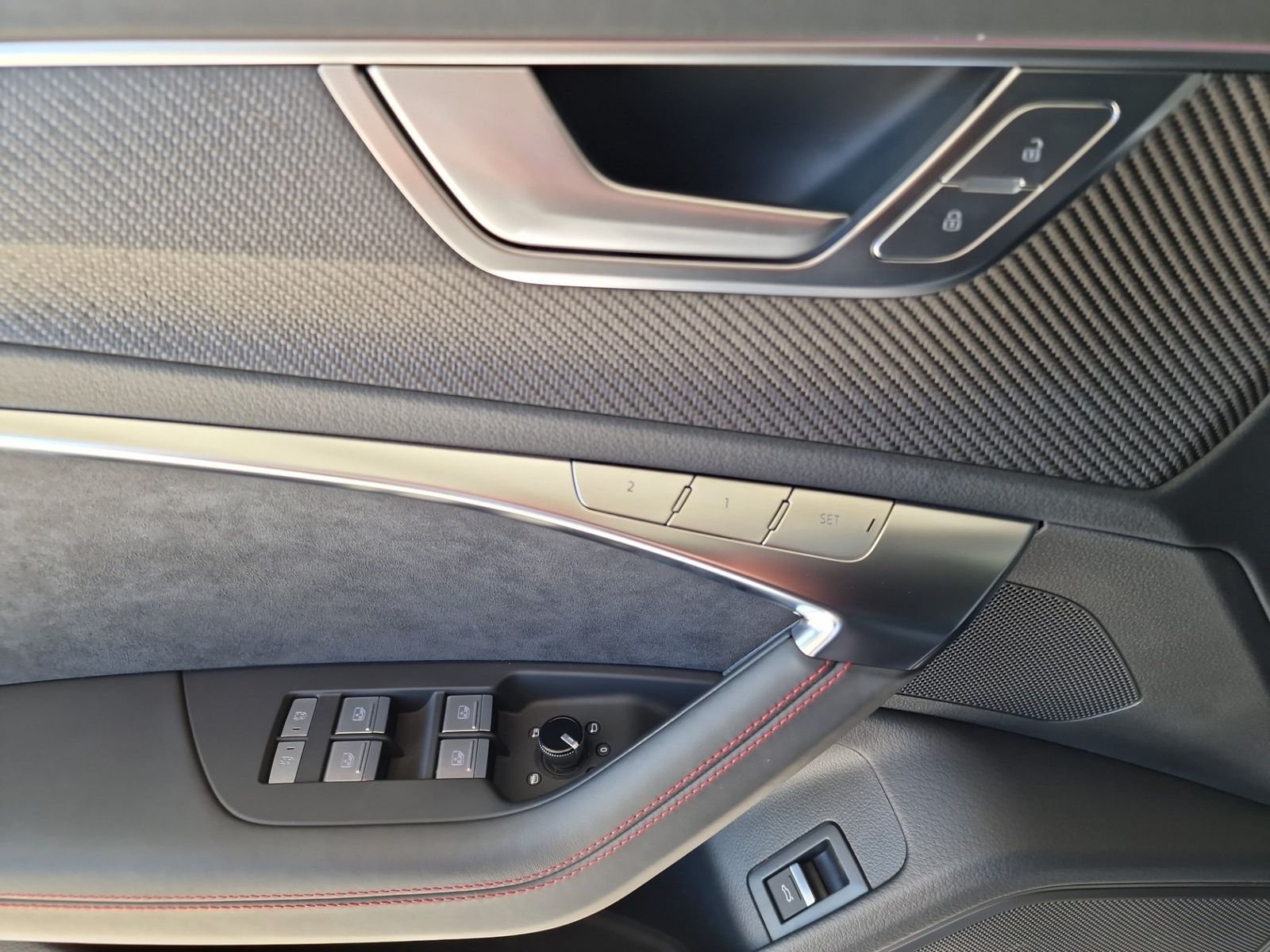 Audi RS6 Avant LASER RS-AGA STHZG 22" AHK RS-Sitz B&O