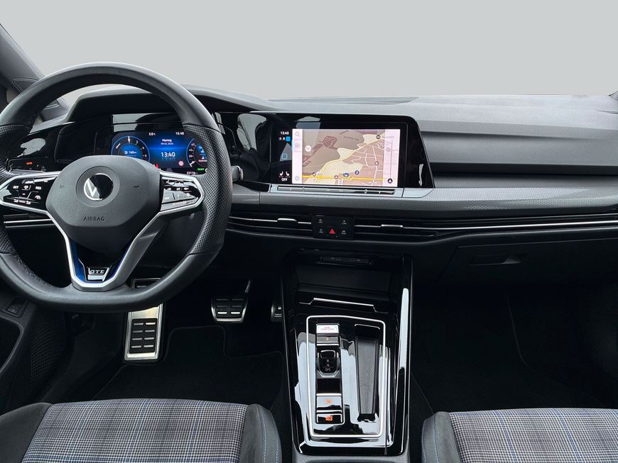 Volkswagen Golf VIII GTE 1.4 eHybrid DSG Matrix Navi Kamera