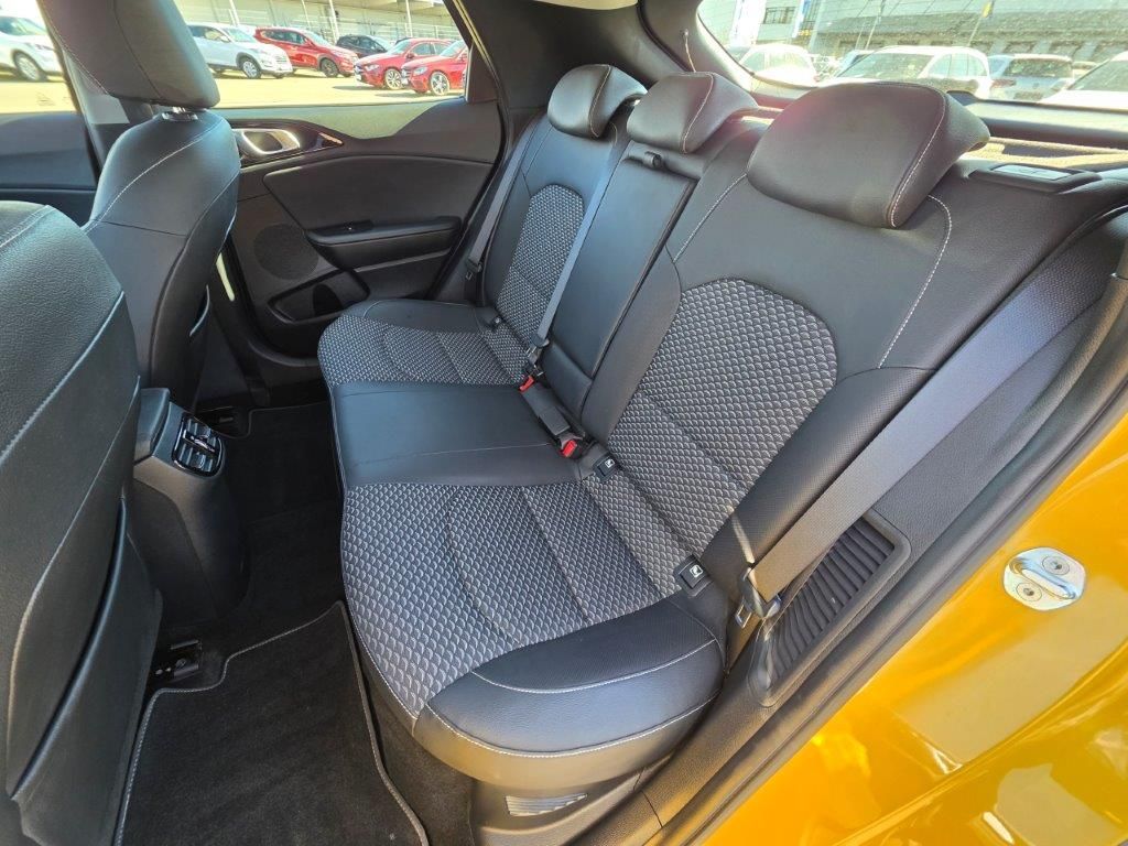 Kia XCeed 1.6 GDI DCT6 OPF Plug-in-Hybrid Vision - Samsaru's Car Outlet