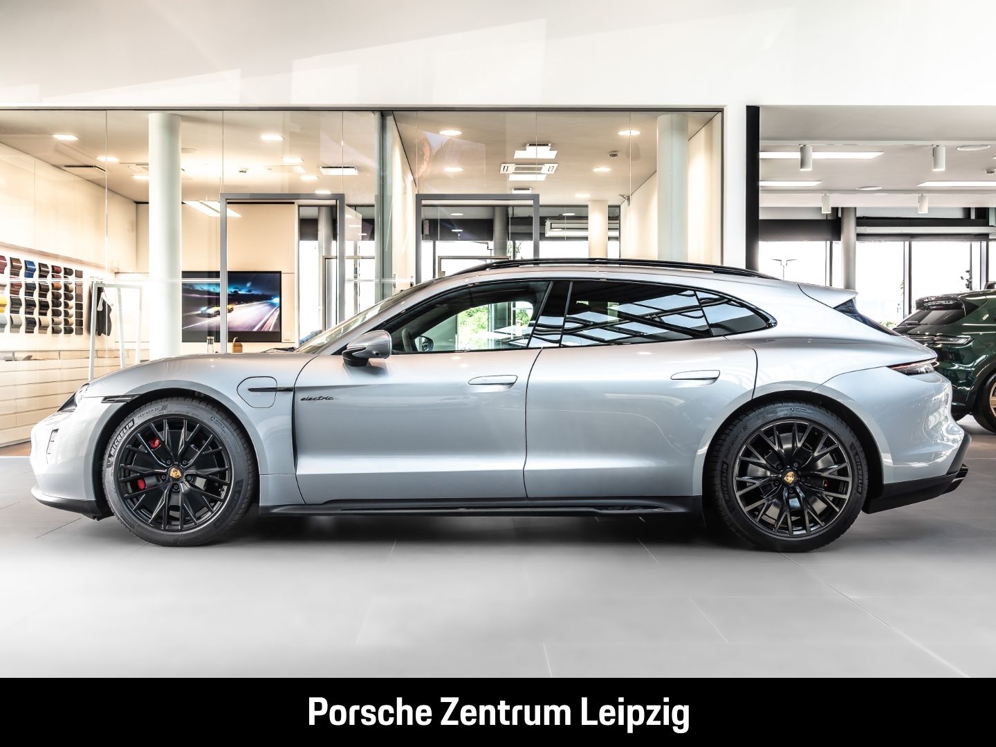 Porsche Taycan GTS Sport Turismo BOSE Surround-View LED