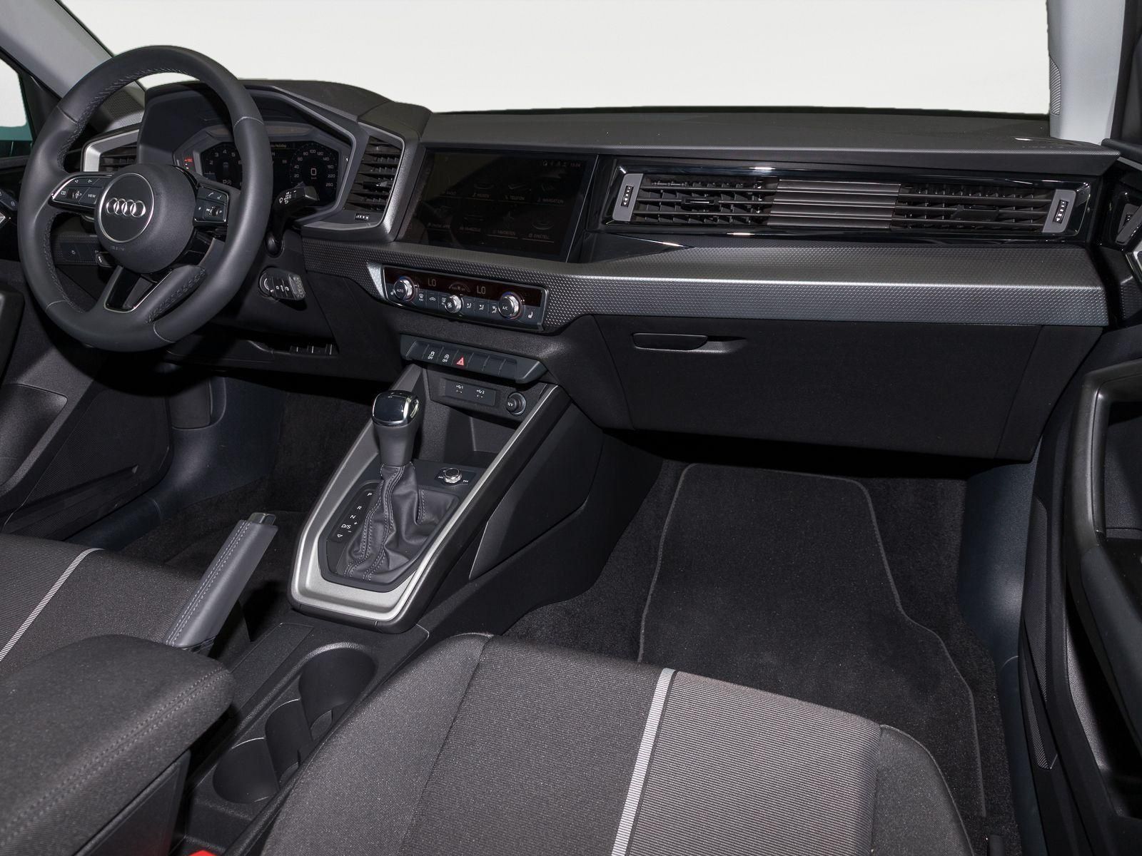 Audi A1 Sportback 25 TFSI ADVANCED - Samsaru's Car Outlet