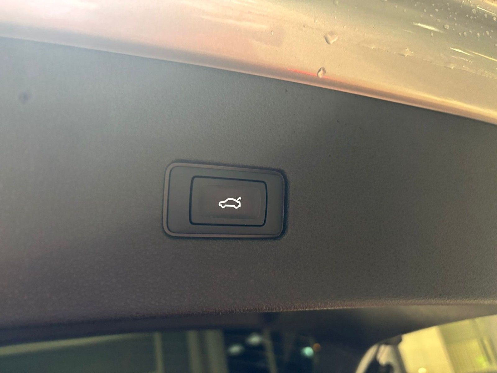 Audi Q8 50 TDI quattro S-LINE*AHK/STANDHEIZ.*