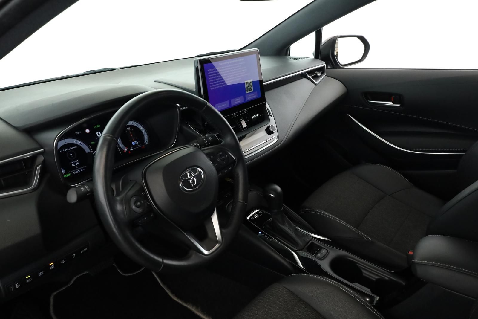 Toyota Corolla Touring Sports 1.8 CVT Team D Navi Kam