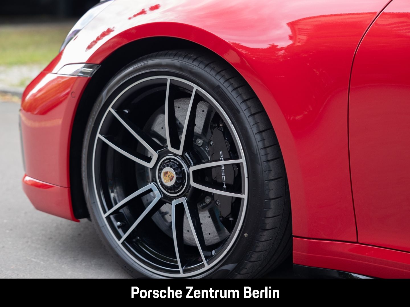 Porsche 992 911 Turbo S Cabriolet Burmester LED-Matrix