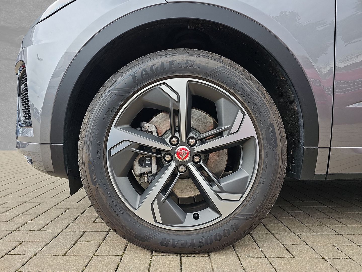 Jaguar E-Pace P300 AWD 300 Sport