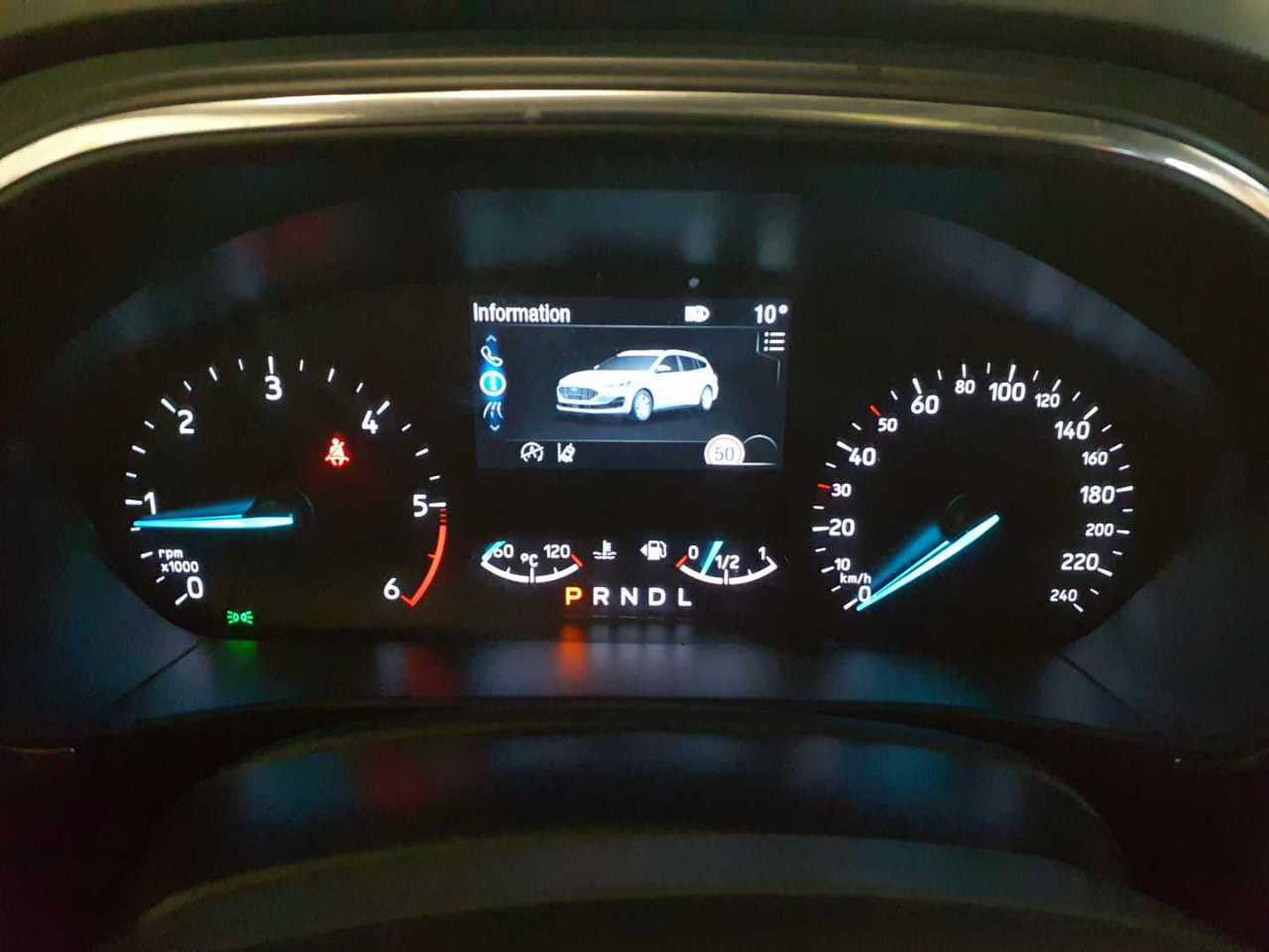 Ford Focus TOURER Titanium/AHK/PANO/MATRIX/B&O/KAMERA