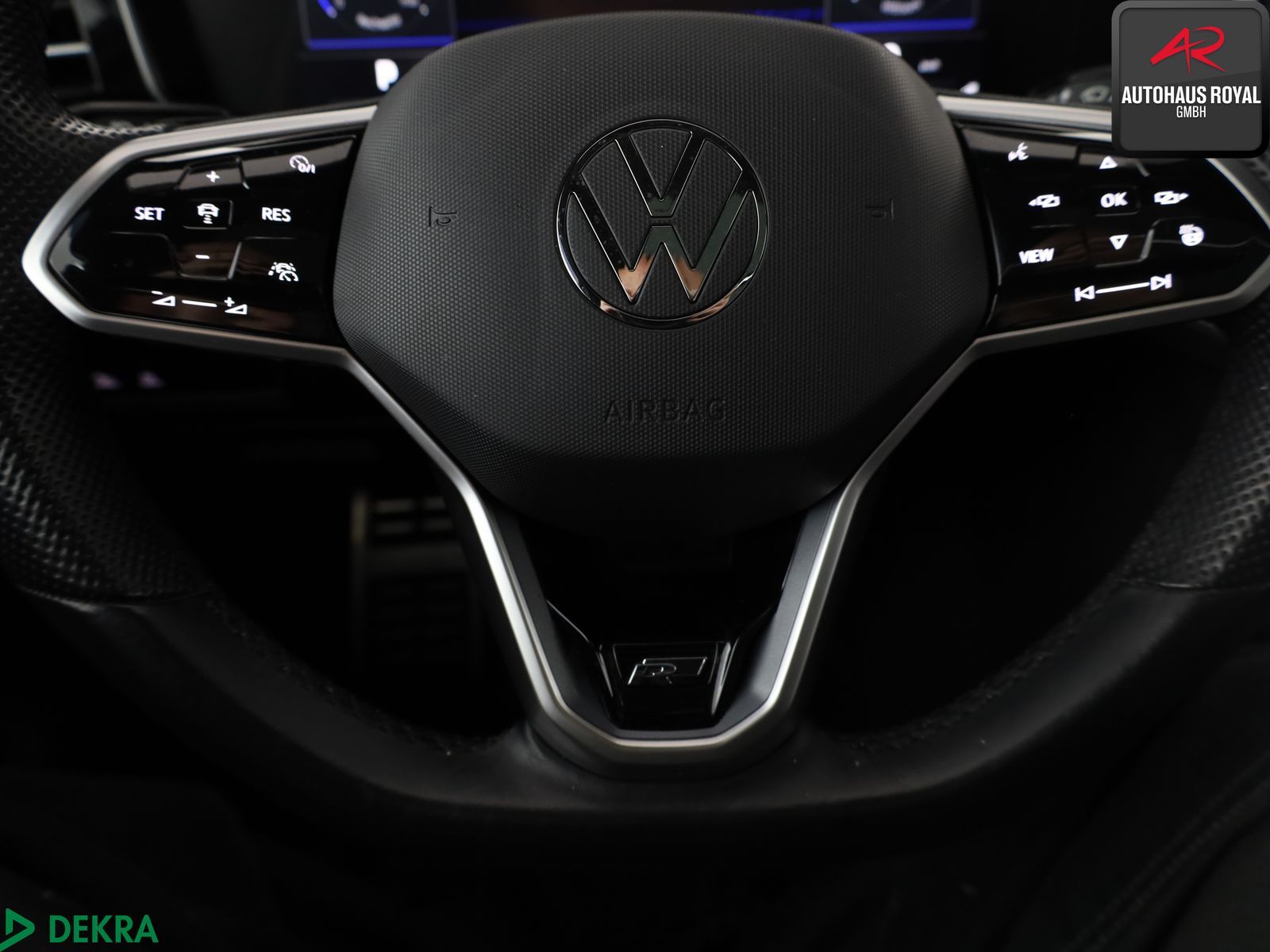Volkswagen Touareg 4.0 TDI V8 4M R LINE NACHTSICHT,HEADUP