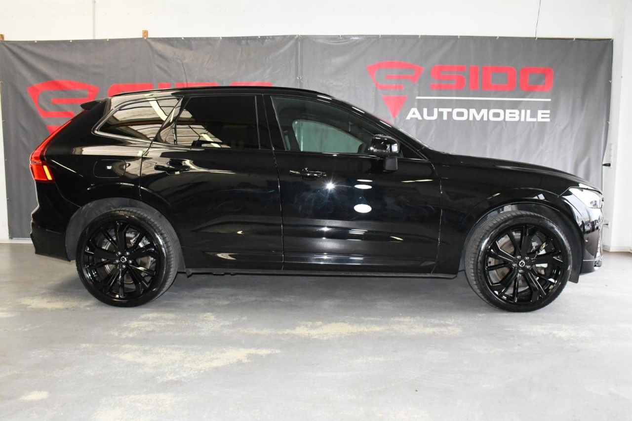 Volvo XC60 T6 Recharge Ultra Black AWD - Samsaru's Car Outlet