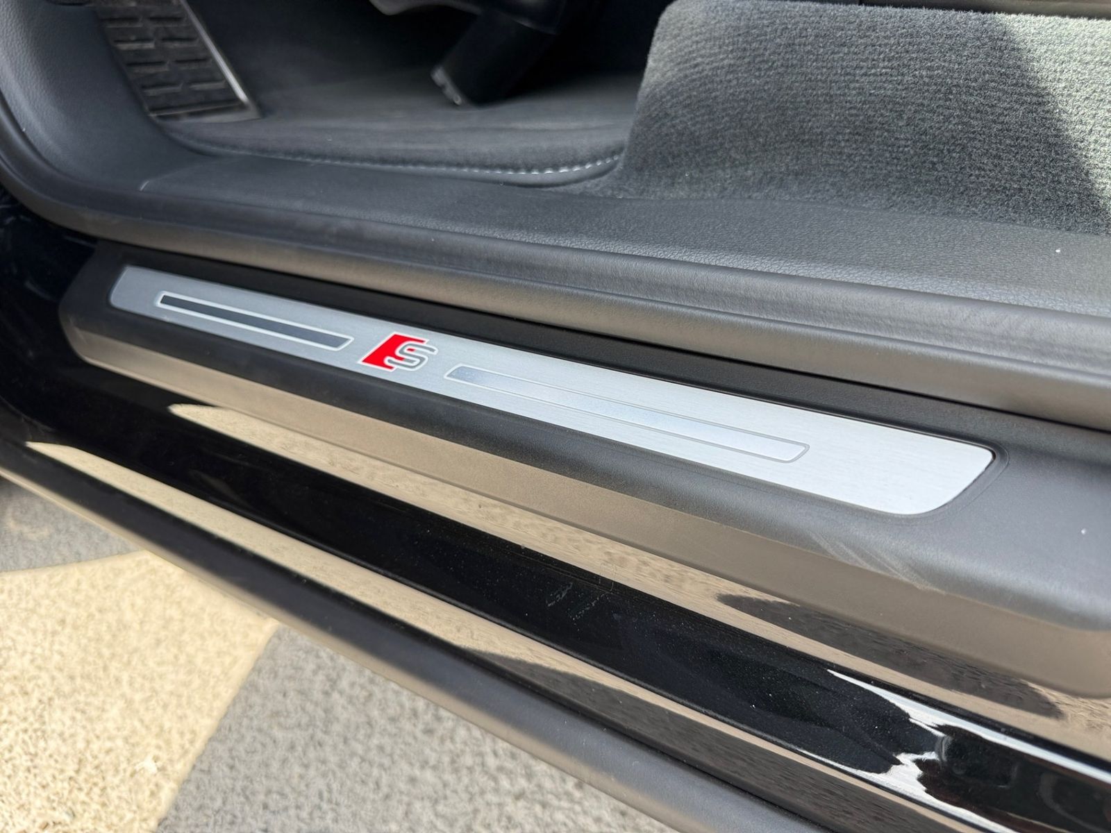 Audi Q7 50 TDI qu 2x S line MATRIX Pano STHZG AHK 22"