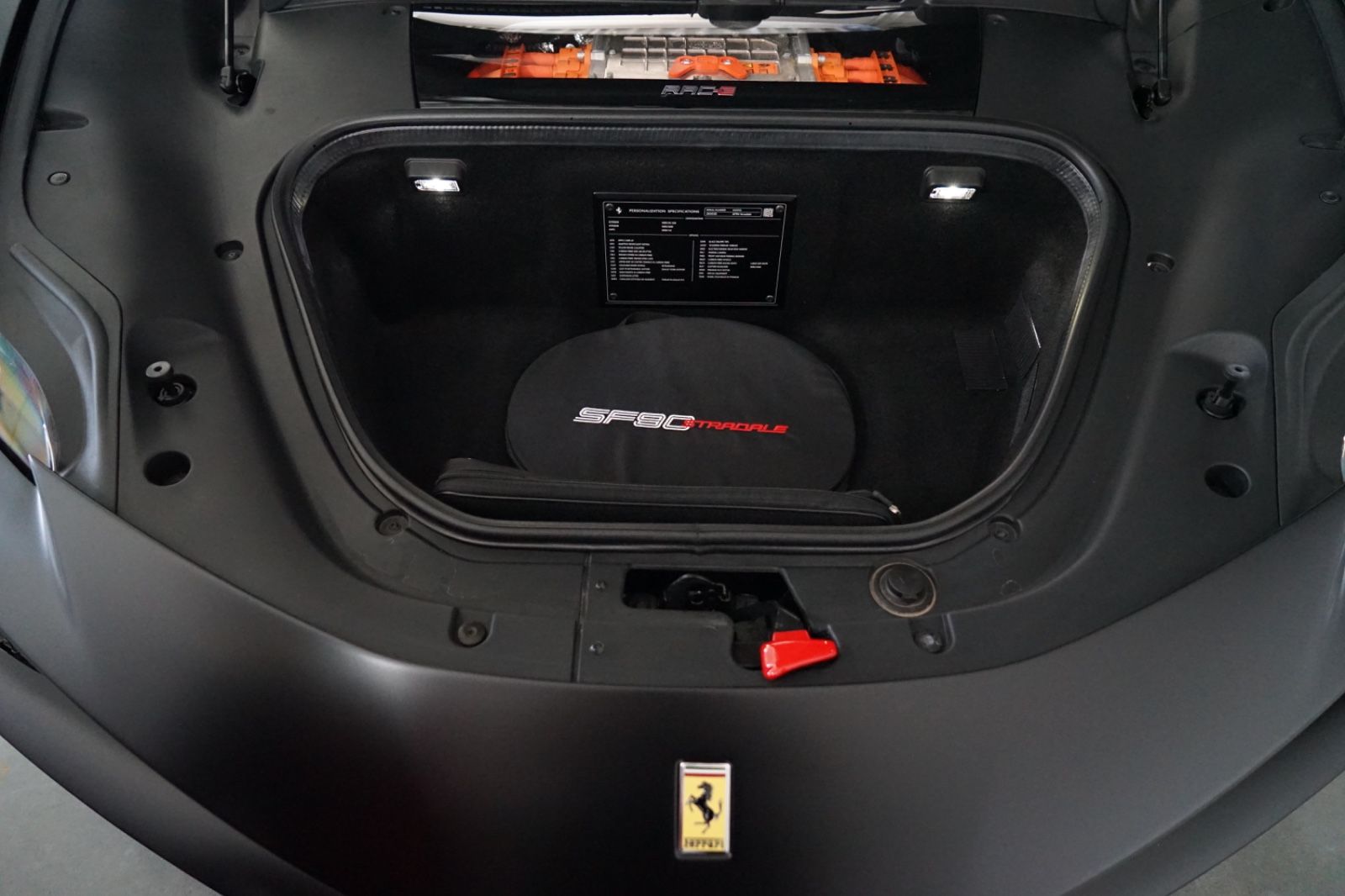 Ferrari SF90 - Samsaru's Car Outlet