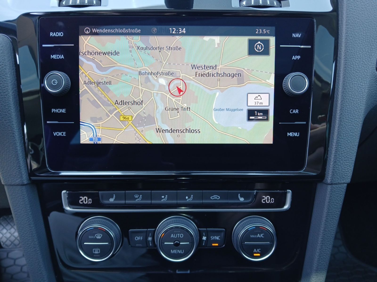 Volkswagen GOLF TSI 1.5 Highline DSG - Samsaru's Car Outlet