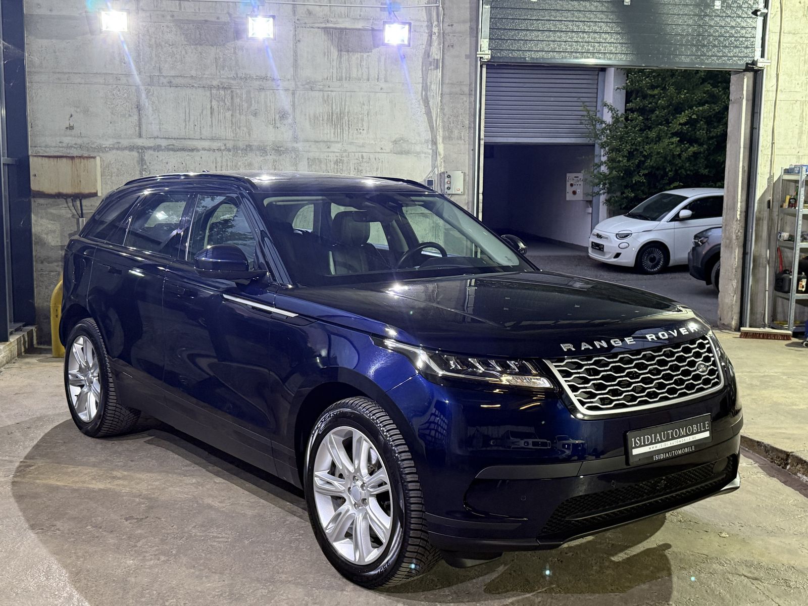 Range Rover Velar P400 - Samsaru's Car Outlet