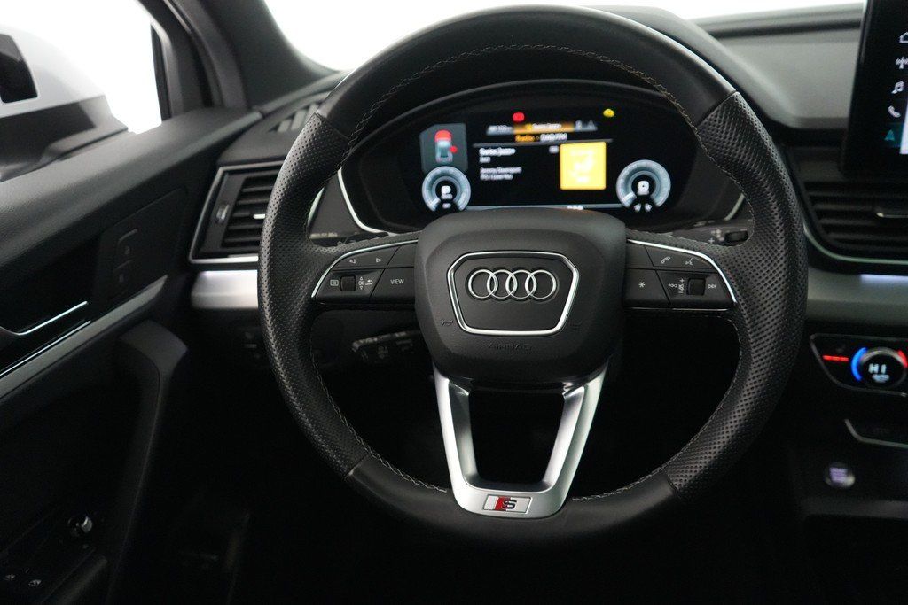 Audi Q5 55 TFSIe quattro S tronic S line AHK Pano