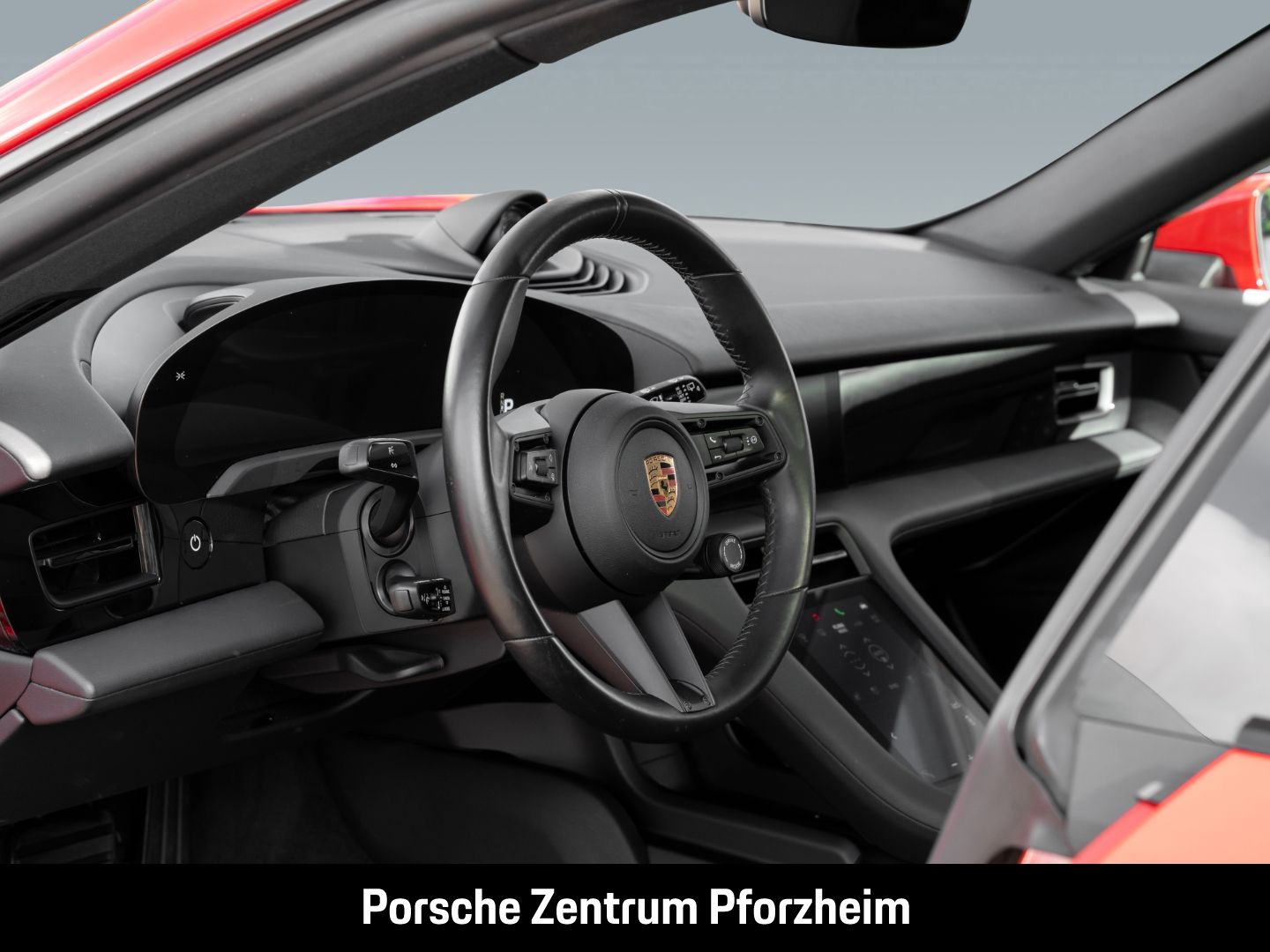 Porsche Taycan Sport Turismo PASM SurroundView InnoDrive