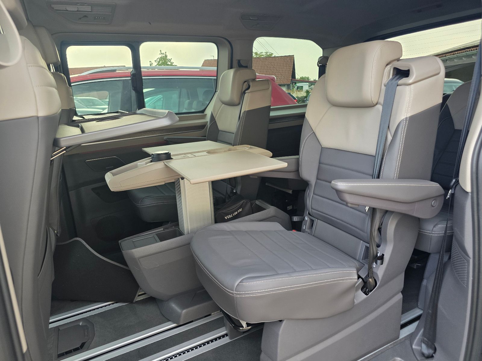 Volkswagen Multivan Style eHybrid 4M AHK Sitzbelüf NP:103T€