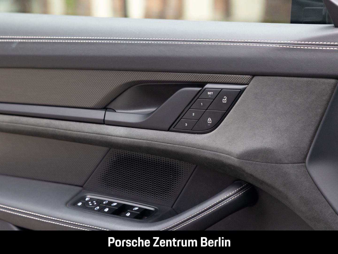 Porsche Taycan GTS BOSE Rückfahrkamera Panoramadach LED
