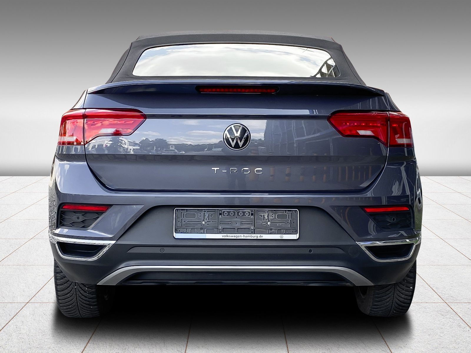 Volkswagen T-Roc 1.5 TSI Active DSG - Samsaru's Car Outlet