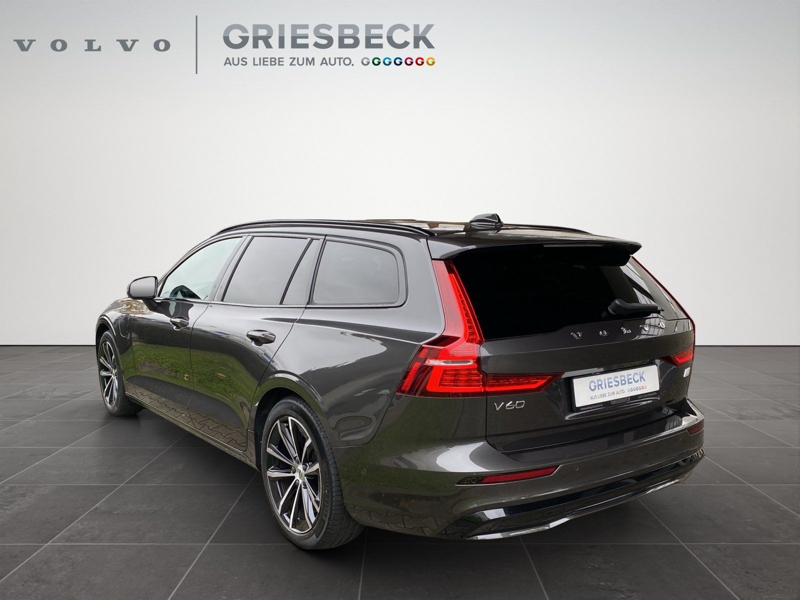 Volvo V60 T8 Plus Dark AHK*LED*StHzg*SHZ*WiPa*