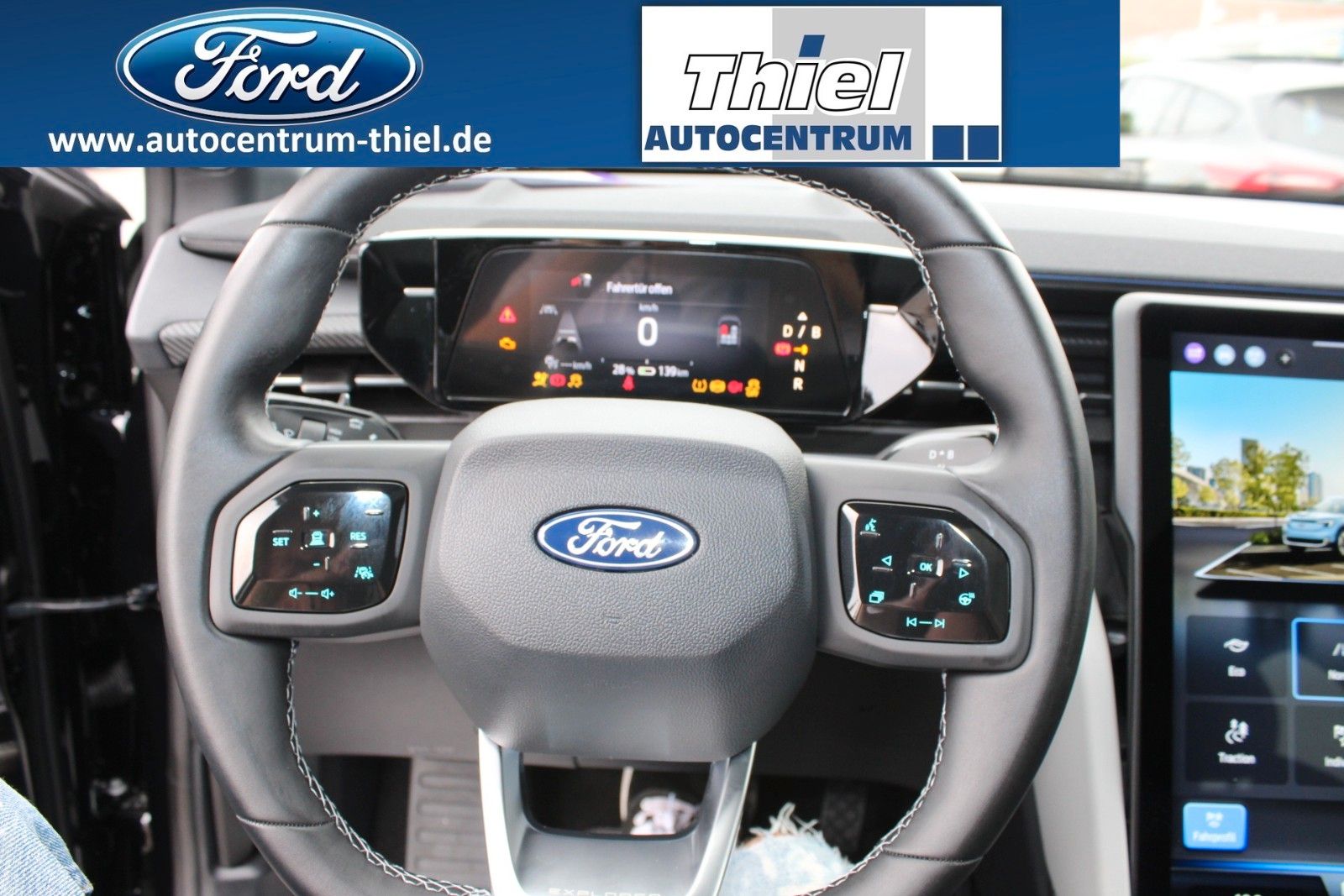 Ford Explorer Premium AWD Pano+Fahr-Assist+AHK+Ergo