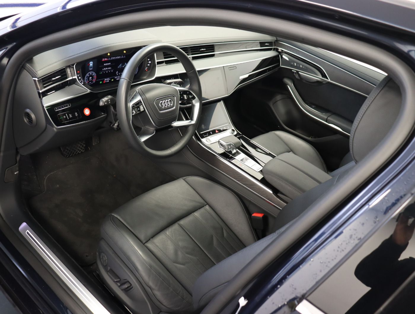Audi A8 50 TDI quattro - Samsaru's Car Outlet