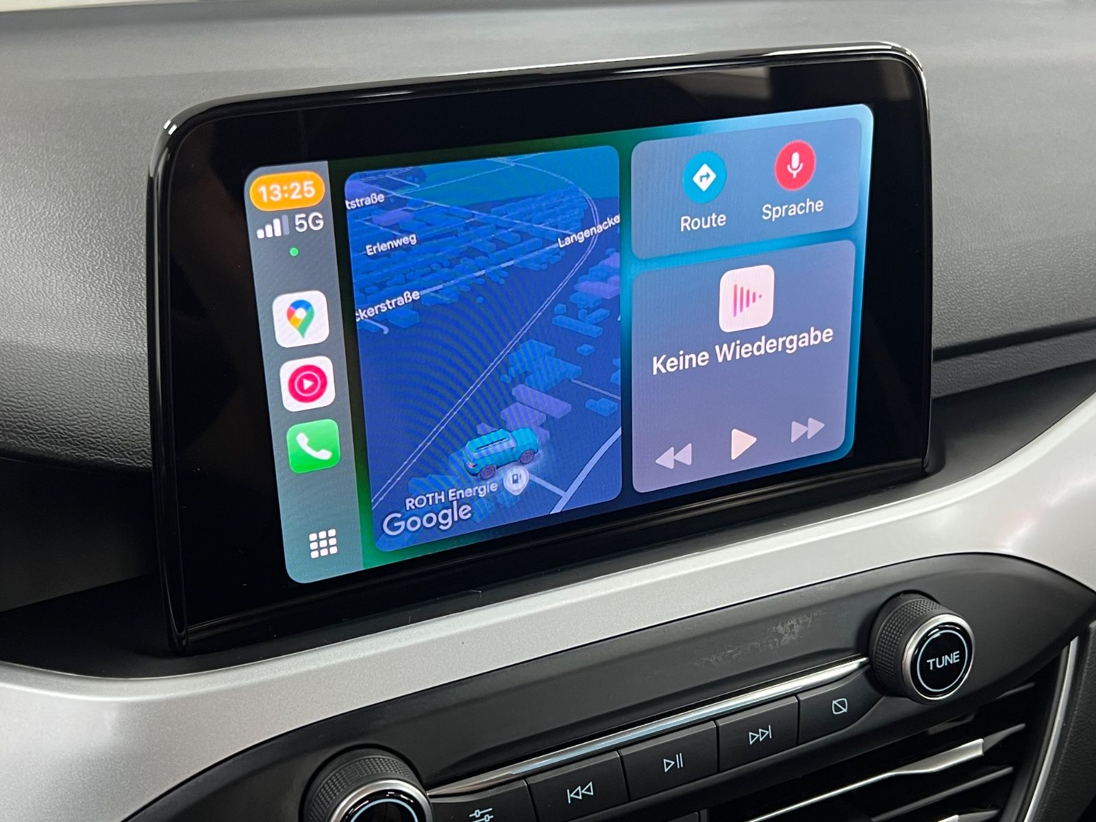 Ford Focus Turnier Cool & Connect - Samsaru's Car Outlet